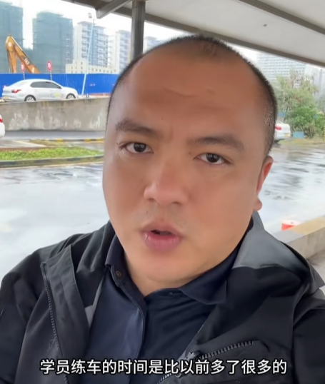 南宁驾校苏教练